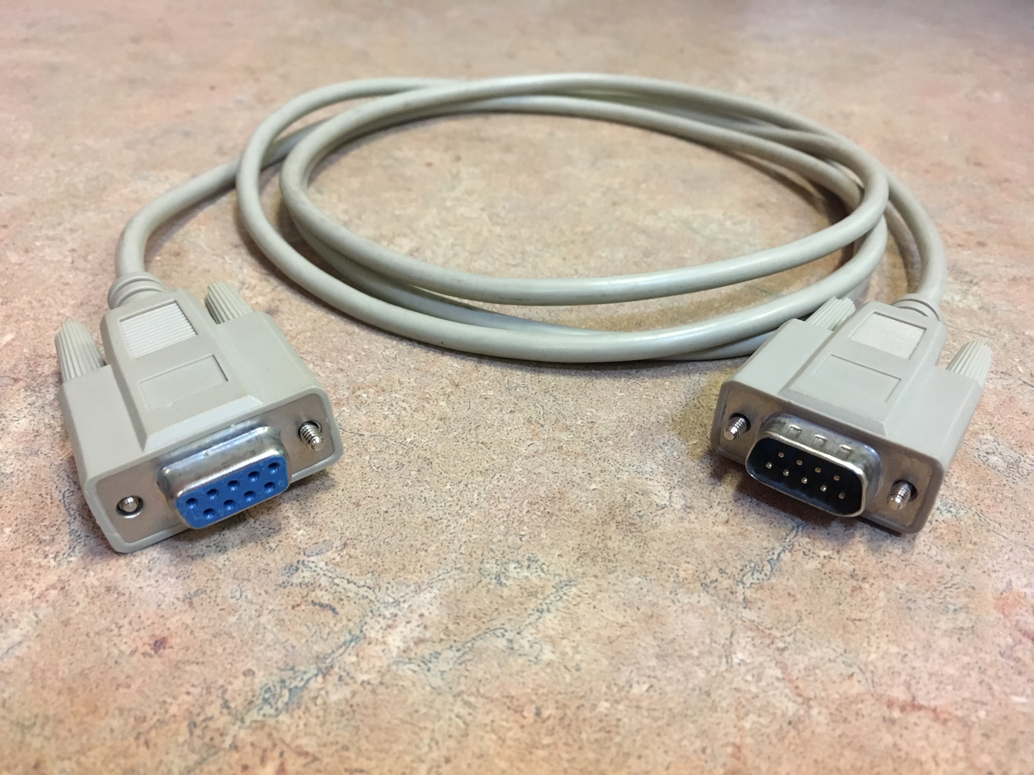Serial Cable (9 pin) Image